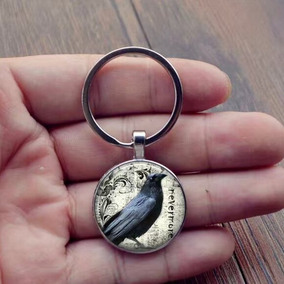 Raven Keychain with Nevermore - Picture 1 of 3